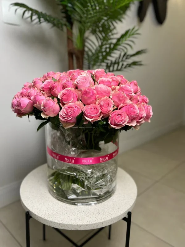 Pink Roses in A Vase - Image 5