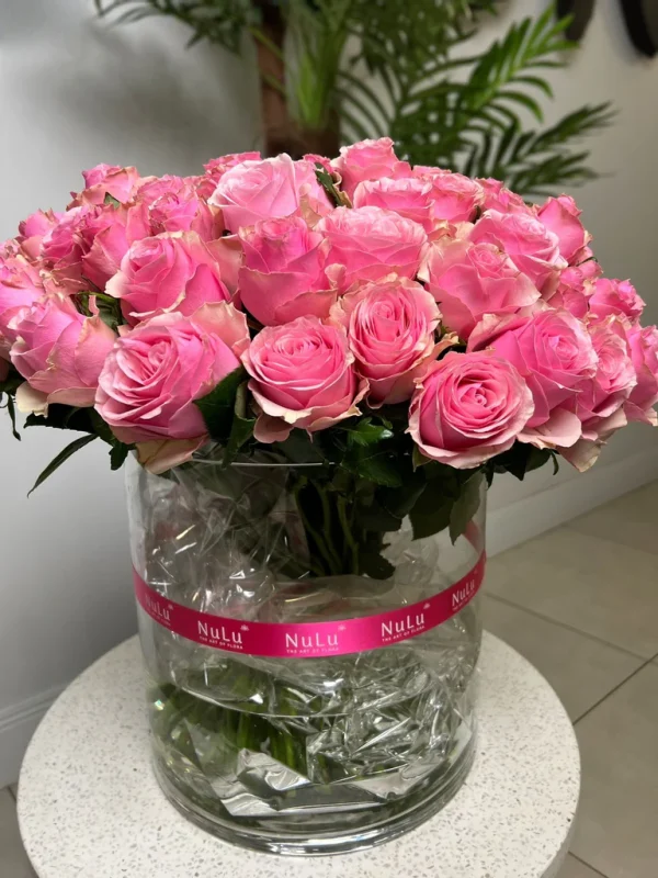 Pink Roses in A Vase - Image 4