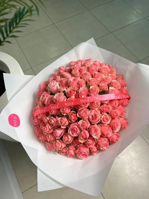 Pink Roses in Bouquet - Image 4